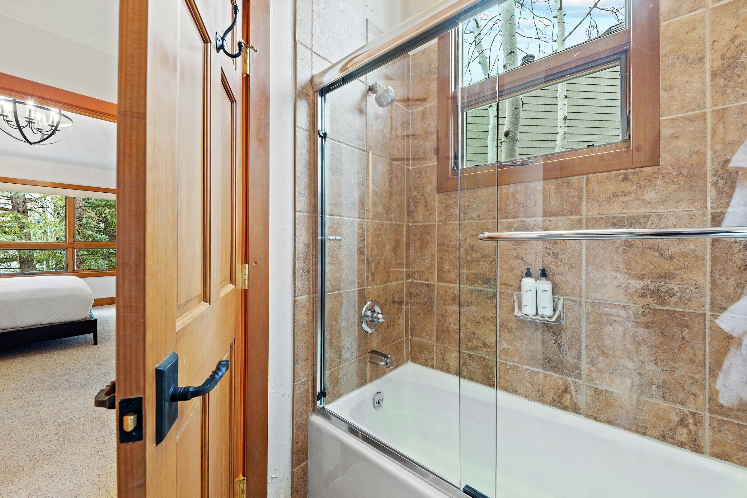 Coldstream 10 - Master Ensuite Bathroom