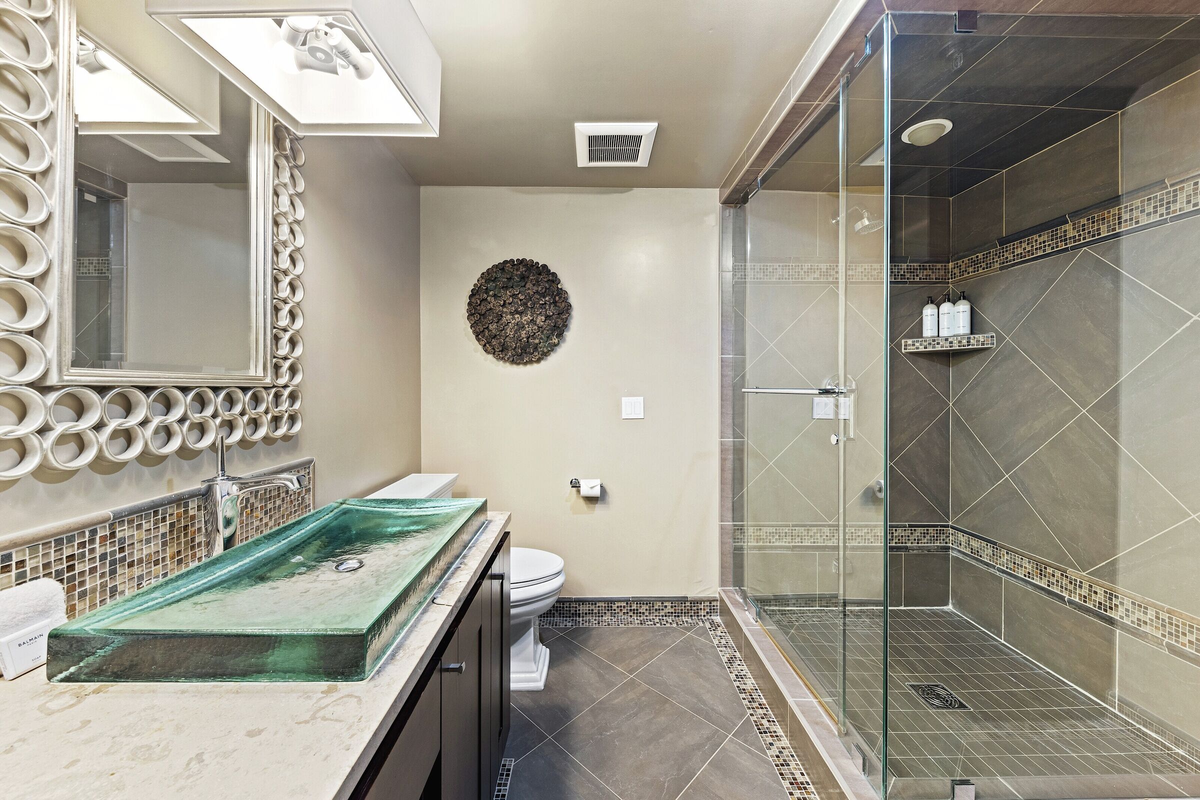Penthouse 4 - Ensuite Bathroom