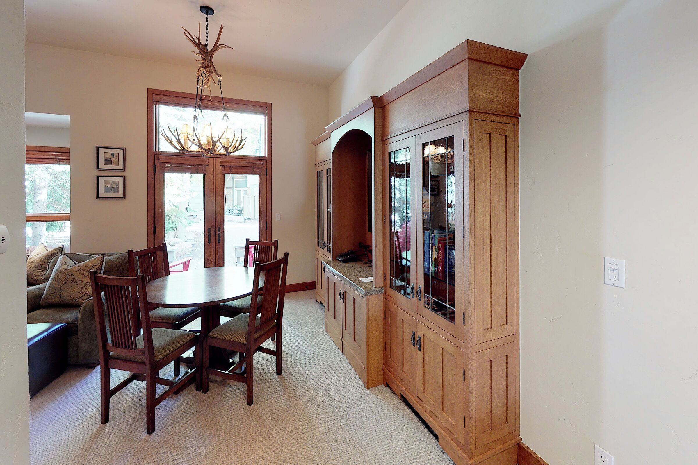 Coldstream 20 - Dining Room