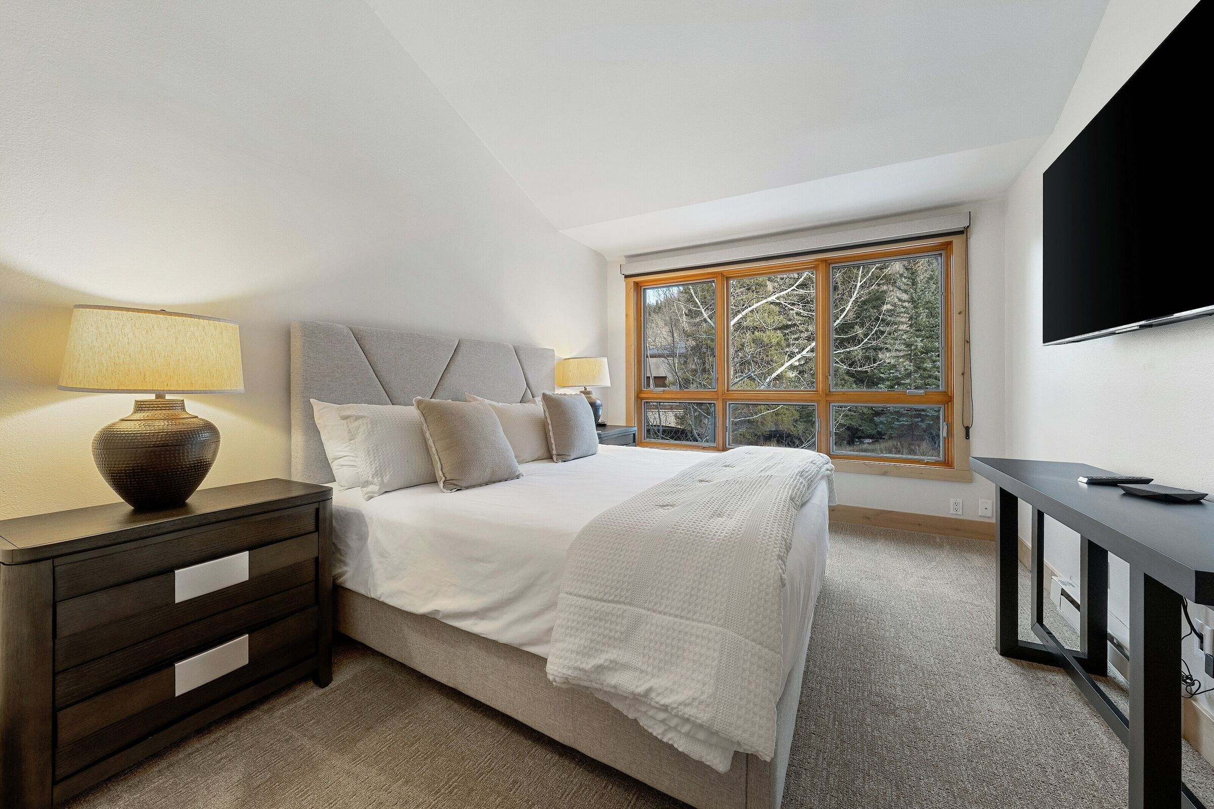 Coldstream 37 - Master Bedroom