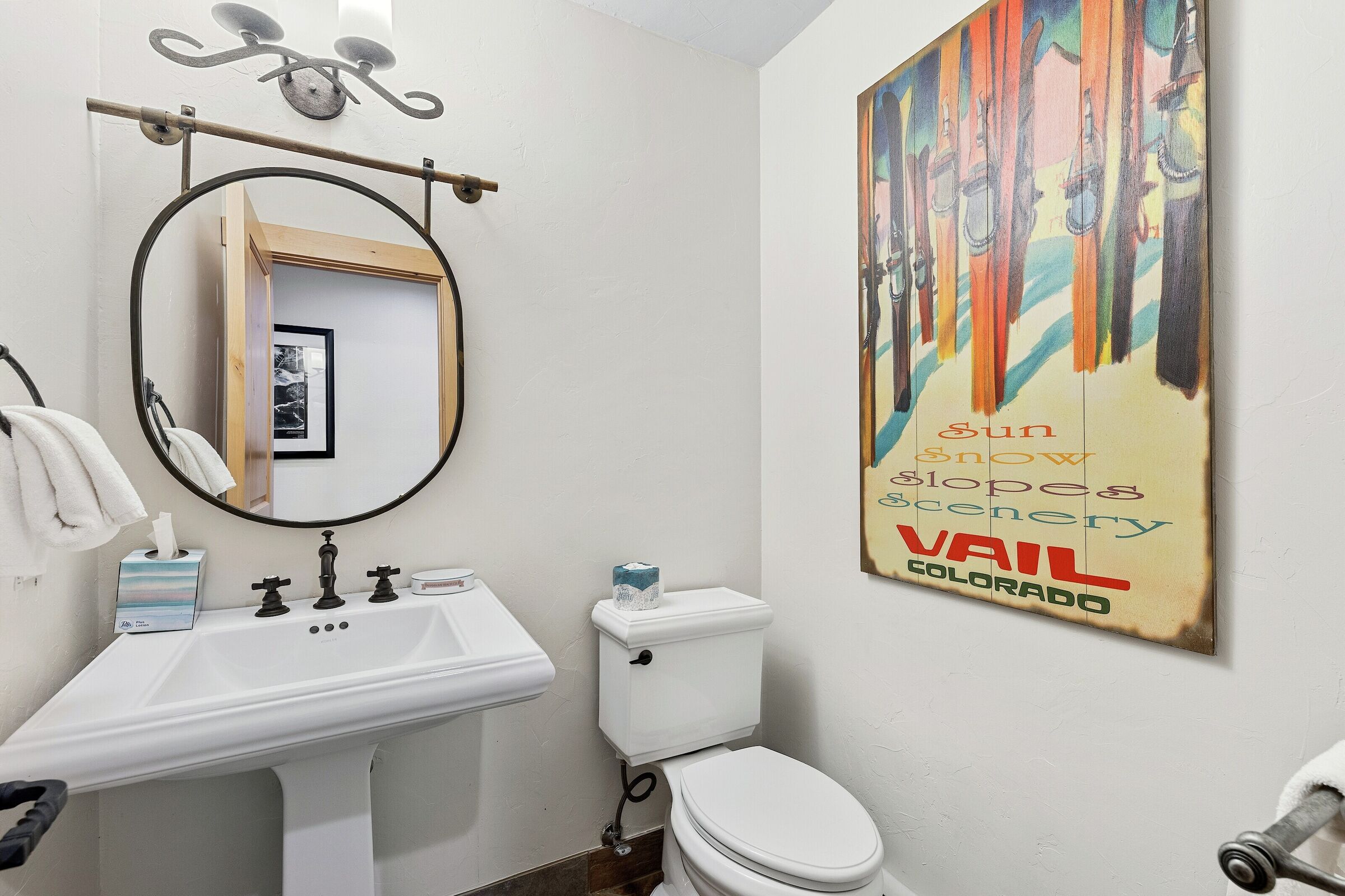 Coldstream 37 - Half Bathroom