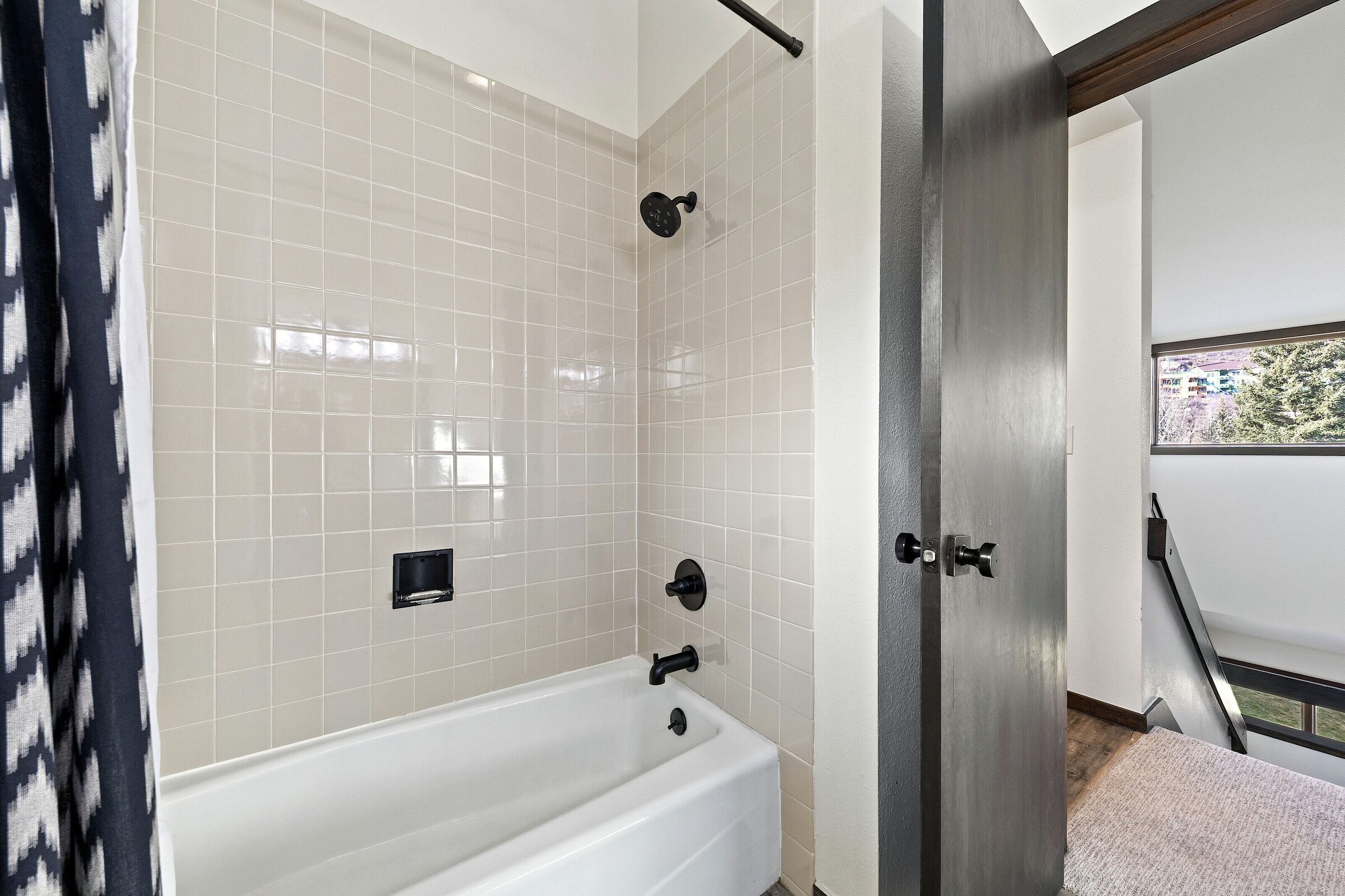 Coldstream 41 - Bathroom