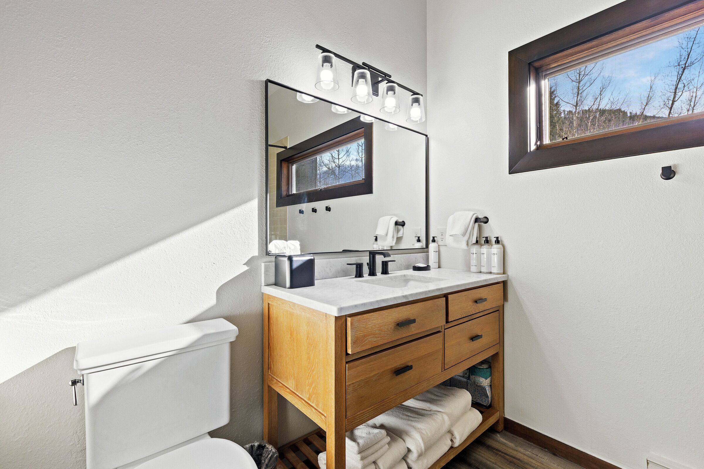 Coldstream 41 - Bathroom