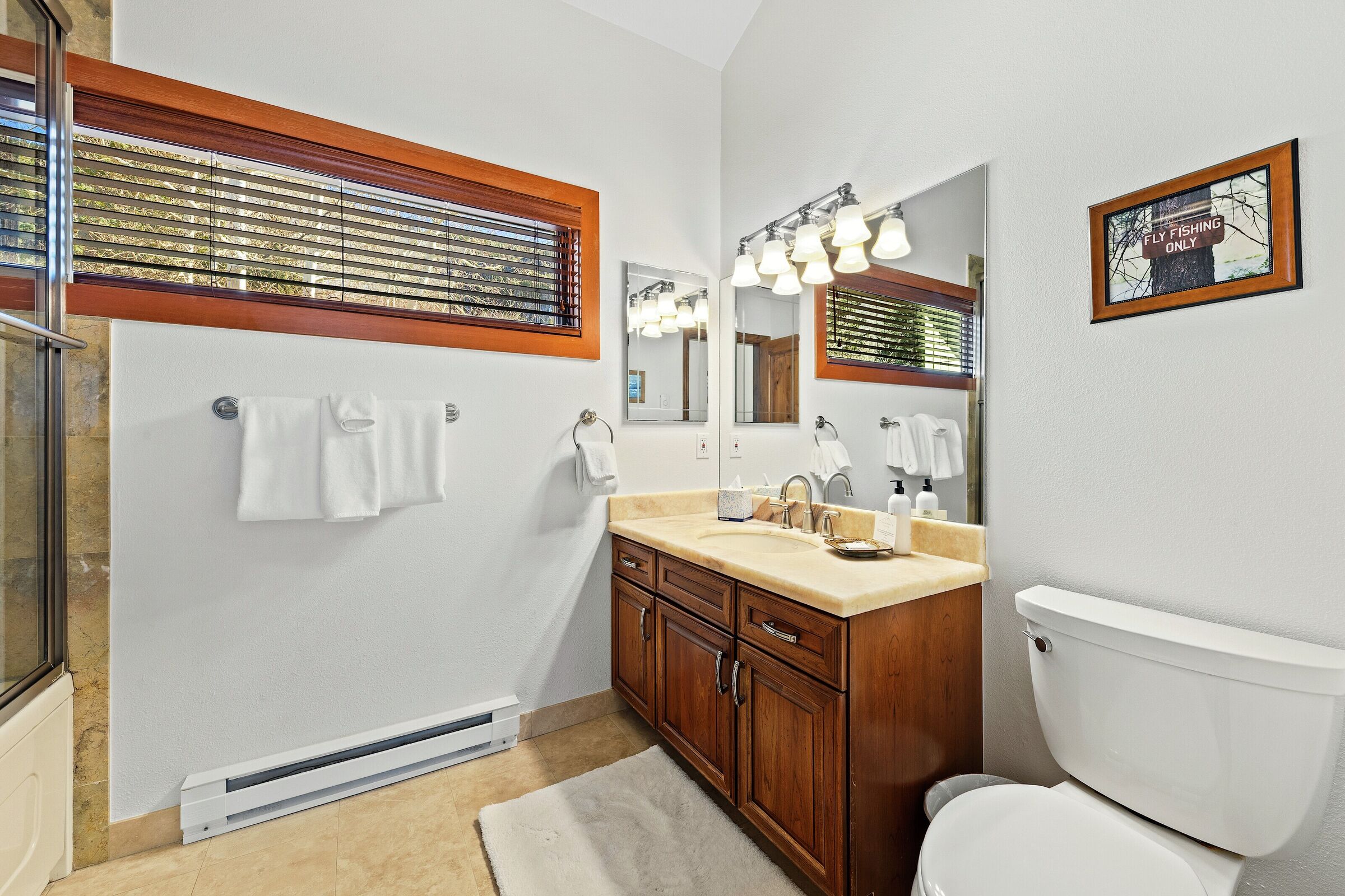 Coldstream 44 - Bathroom