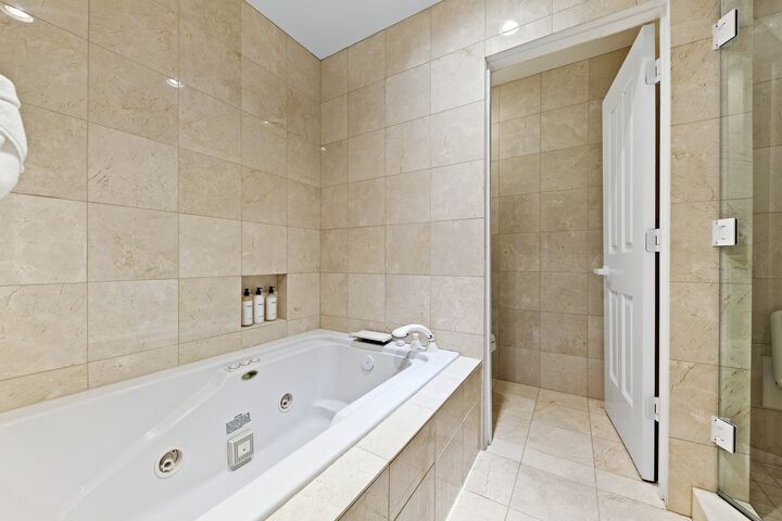 Master Ensuite Bathroom