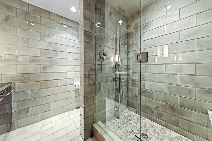 Master Ensuite Bathroom
