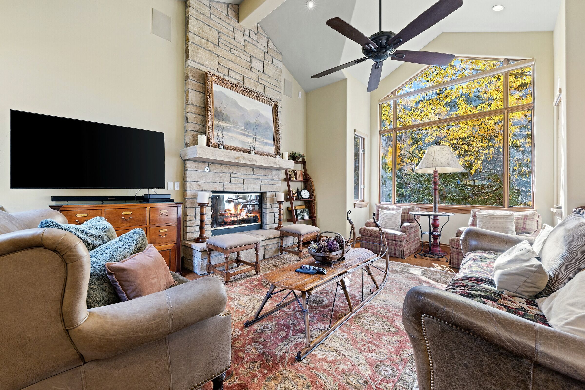 Cascades on Gore Creek 1 - Living Area