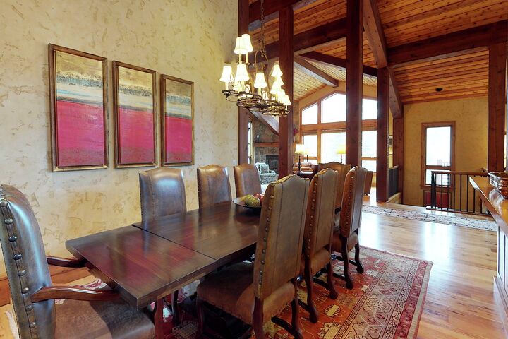 Redwood West - 4 Bdrm HT - Dining Room