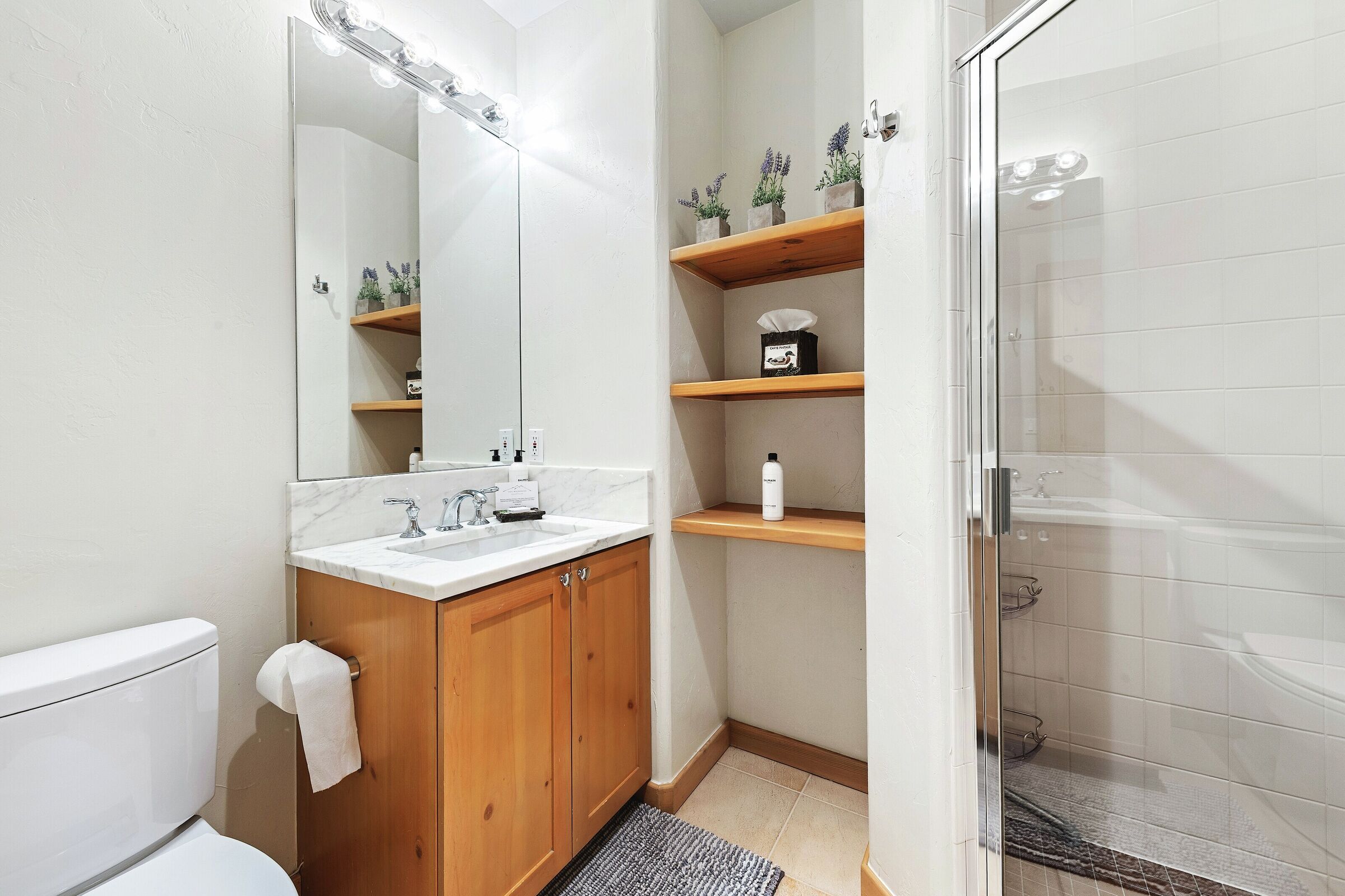 Fox Trail - 4 Bdrm - Bathroom