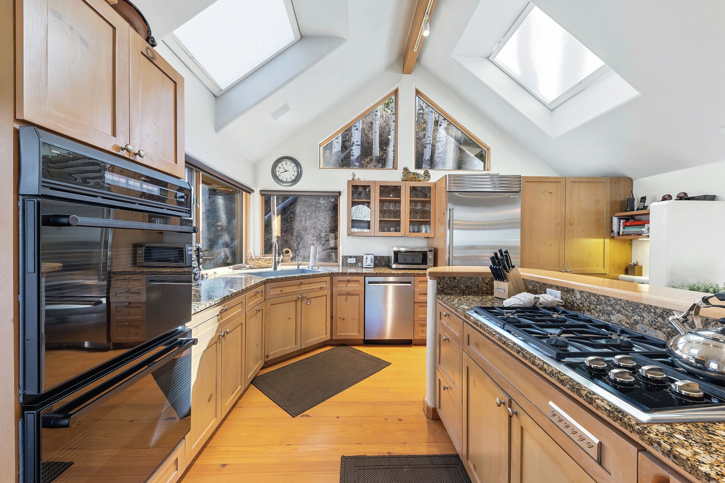 Fox Trail - 4 Bdrm - Kitchen