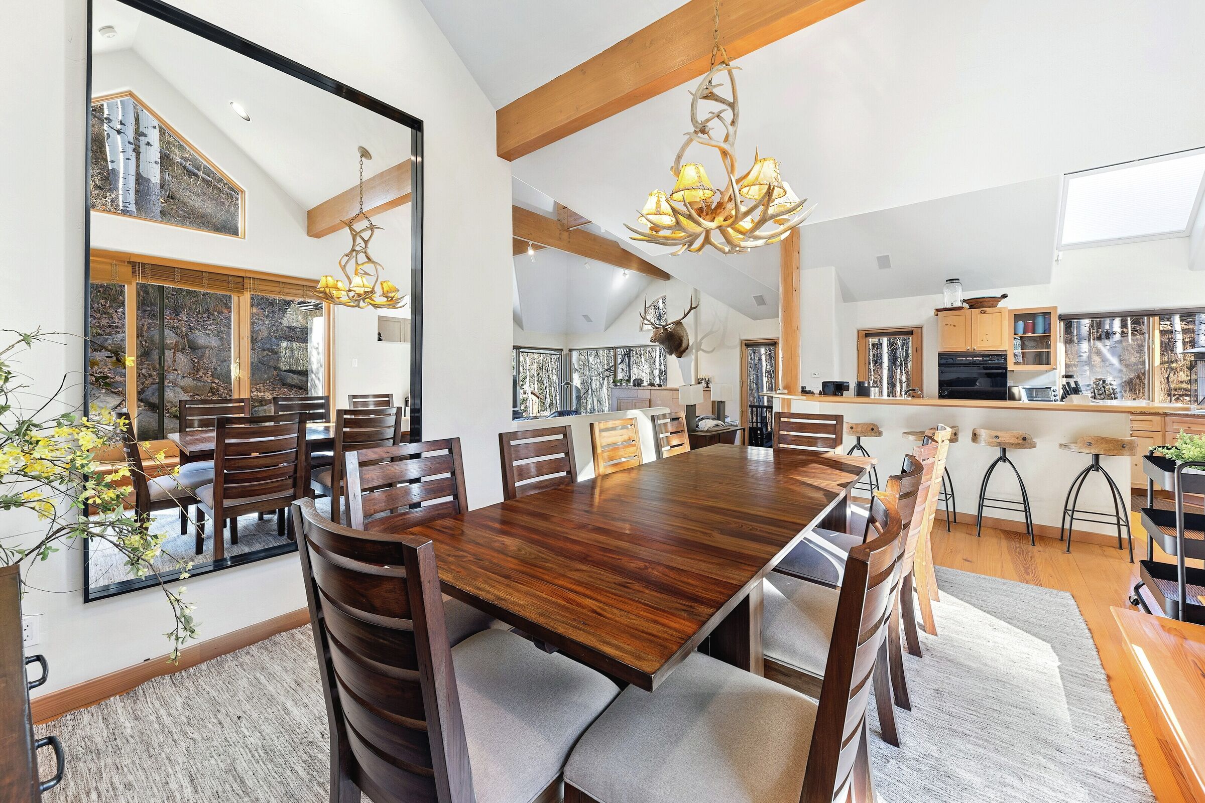 Fox Trail - 4 Bdrm - Dining Area