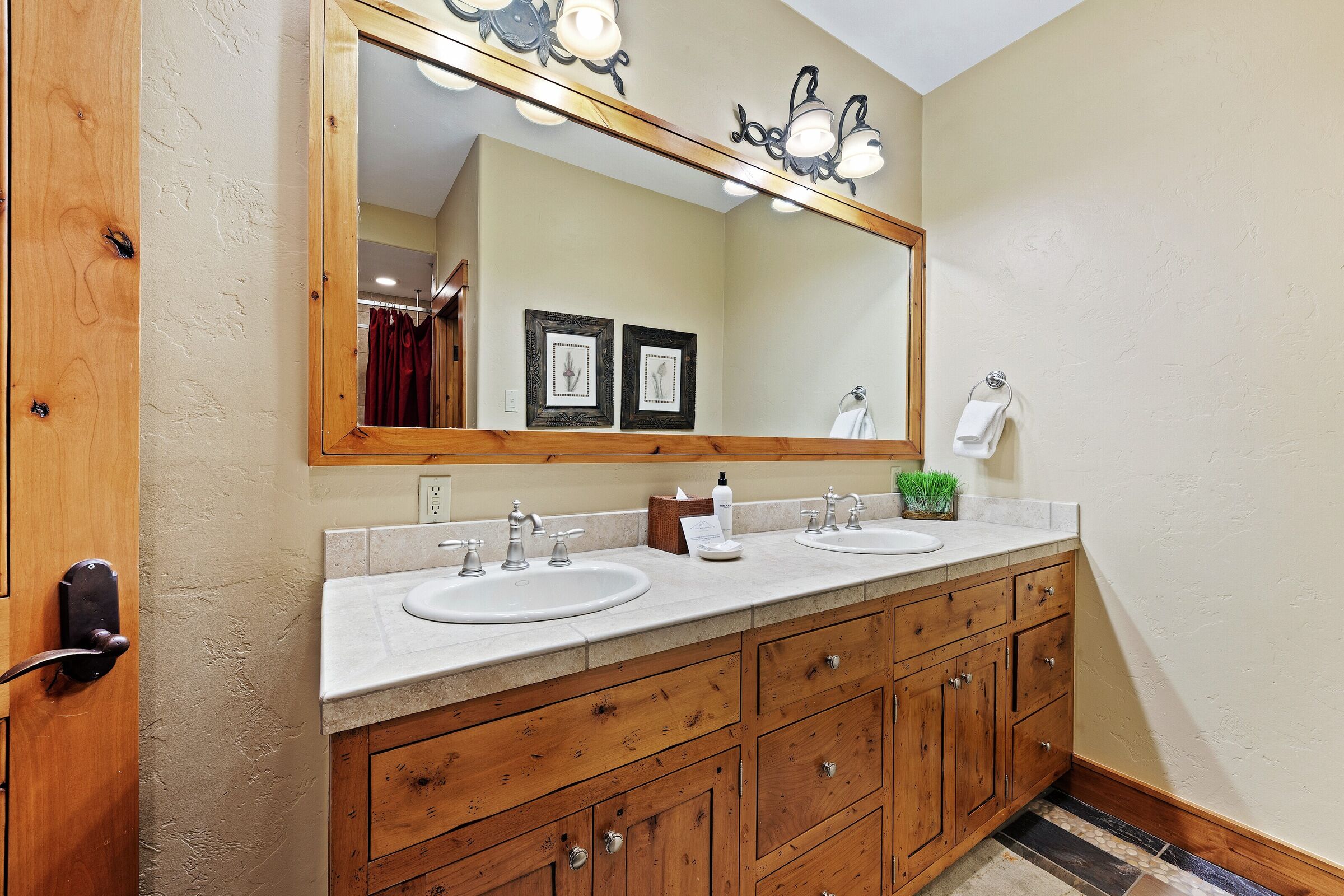 Ensuite Bathroom