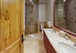 Gallery Thumbnail (Horseshoe Hideaway - 6 Bdrm HT - Ensuite Bathroom)