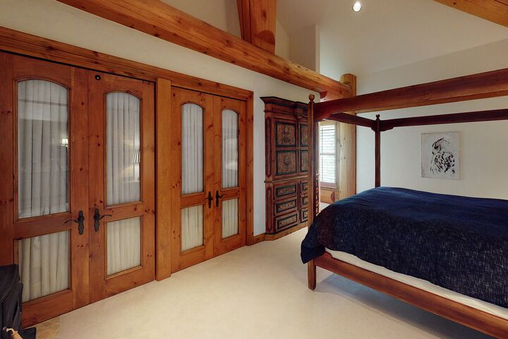 Horseshoe Hideaway - 6 Bdrm HT - Master Bedroom