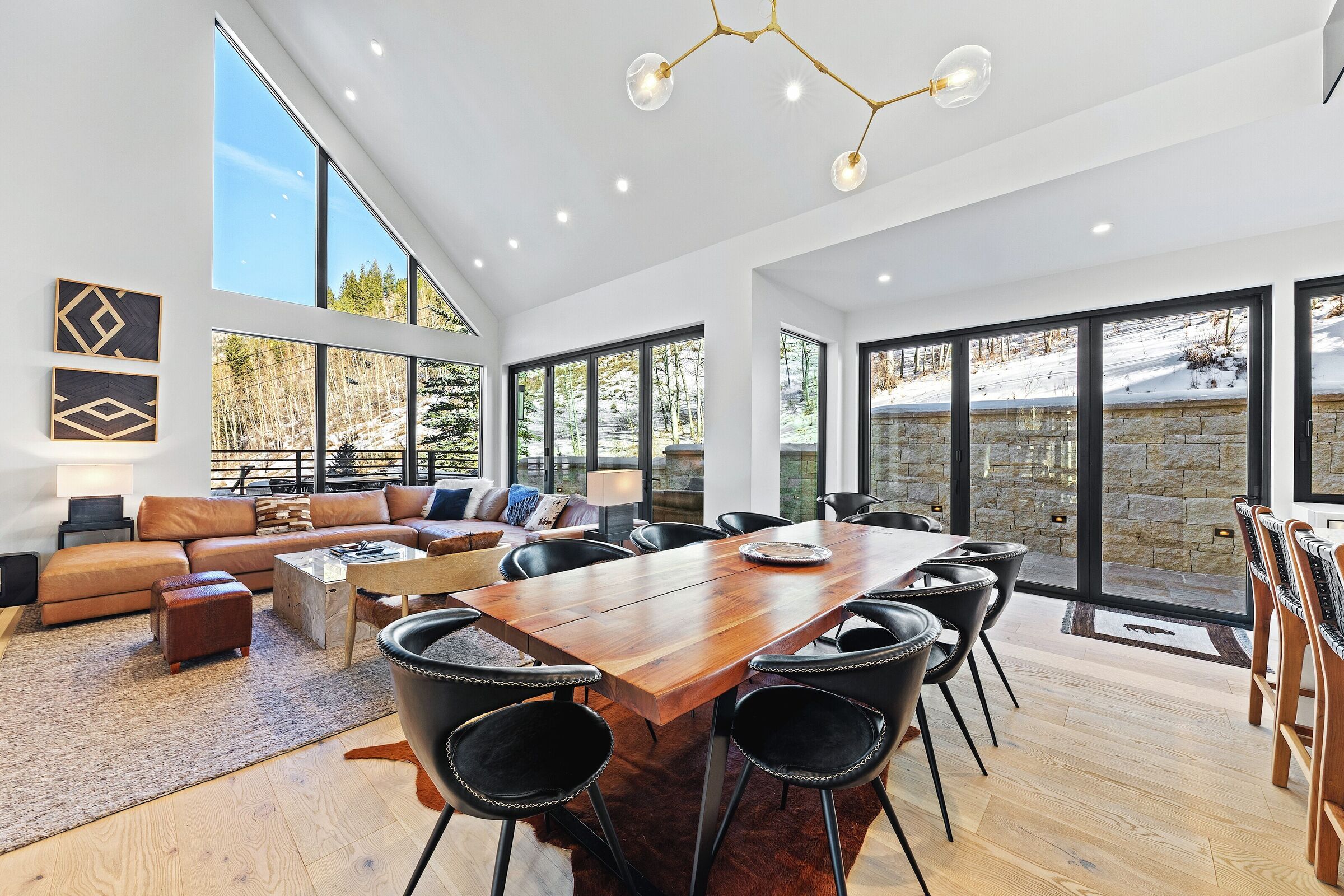 The Haven - 6 Bdrm HT & Pool - Dining Area