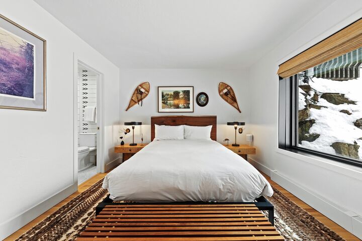 Forest Trail - 5 Bdrm HT - Bedroom