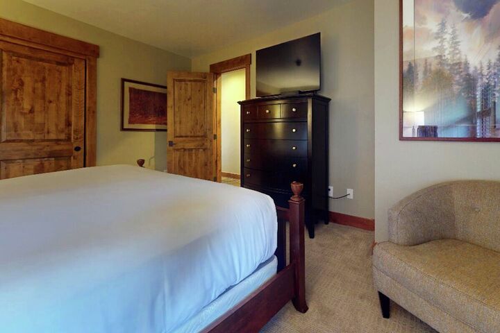#113 - Bedroom