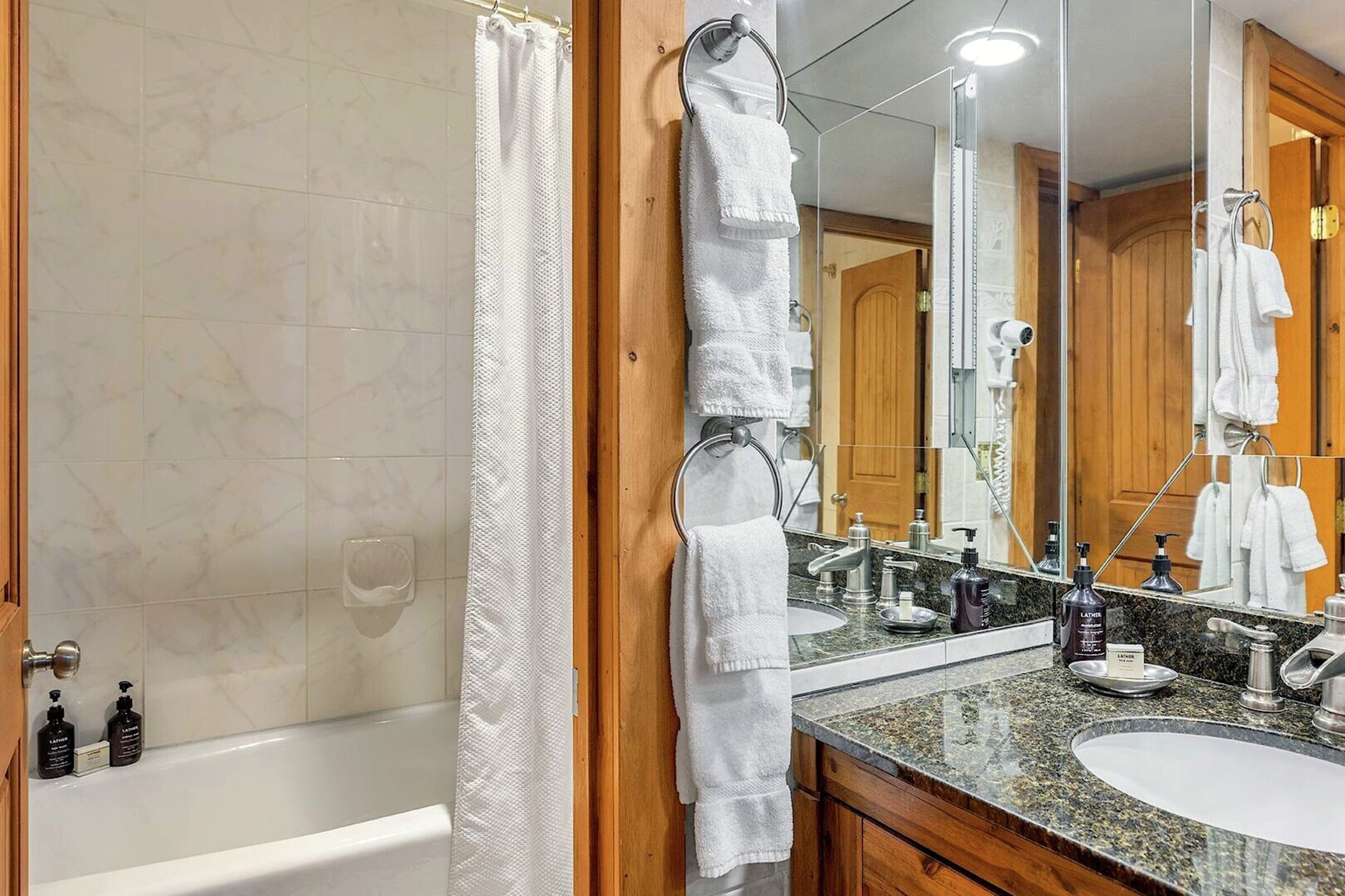 #117 - Bathroom