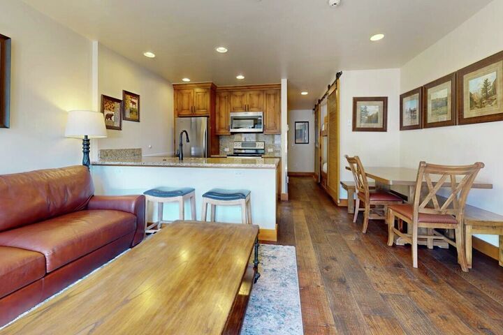 #108 - Living Area