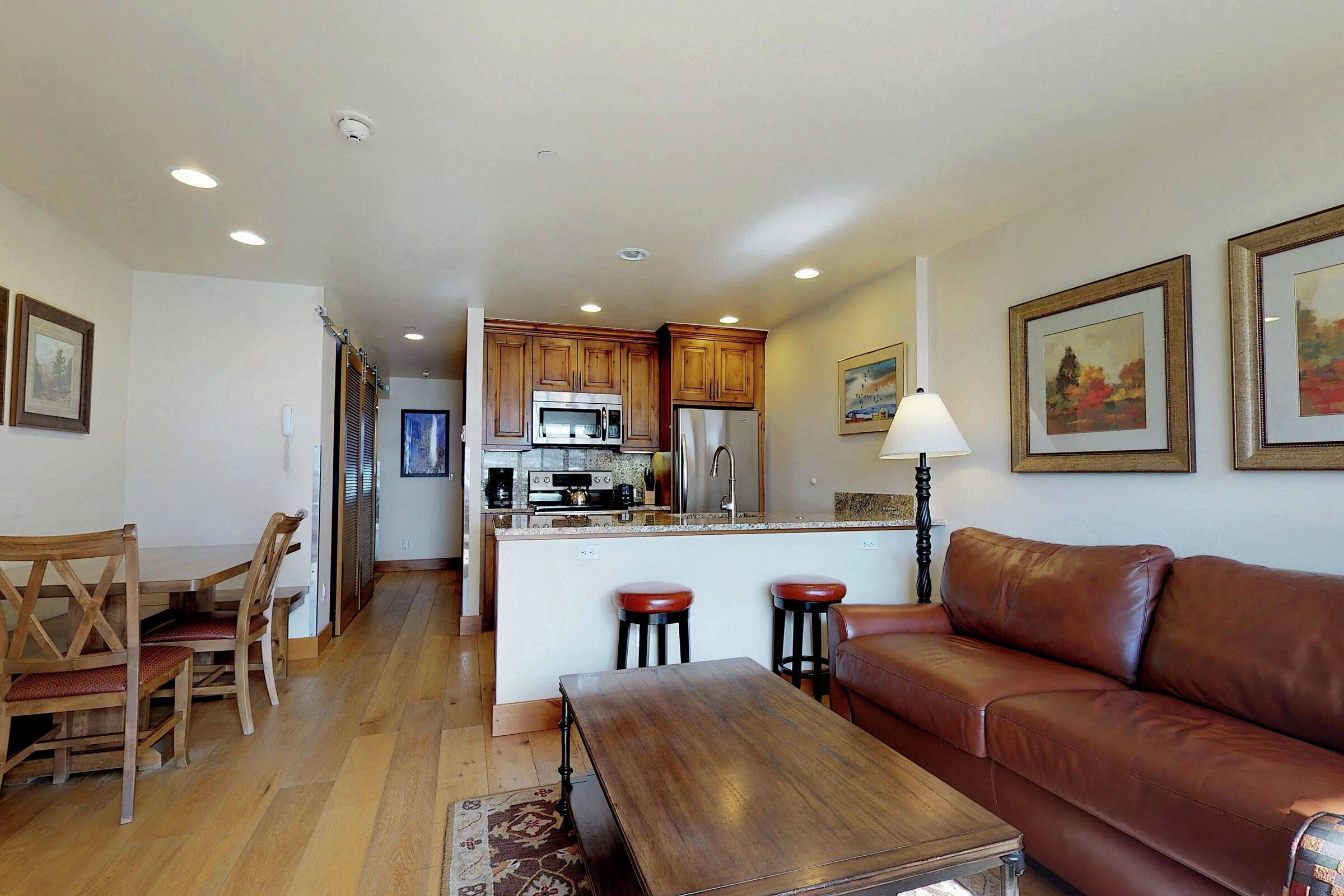 #107 - Living Area