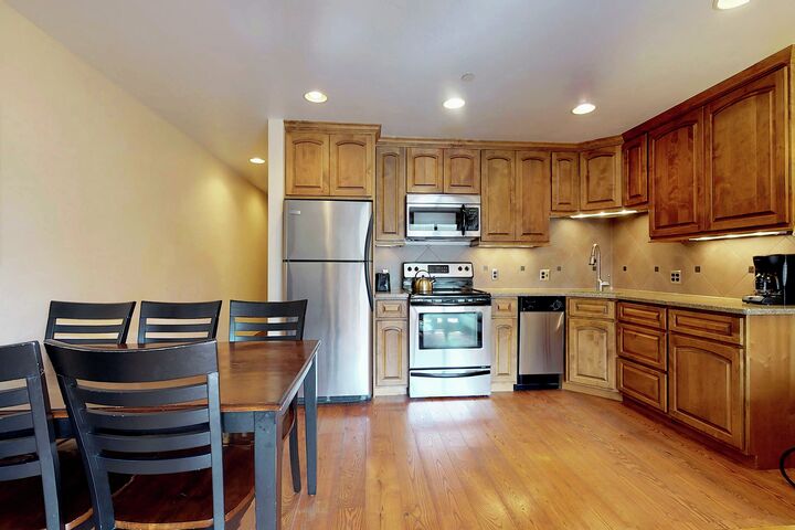 #119 - Dining Area & Kitchen
