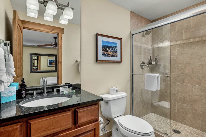 #120 - Ensuite Bathroom