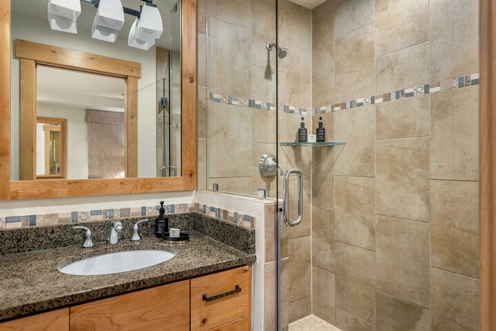 #112 - Bathroom