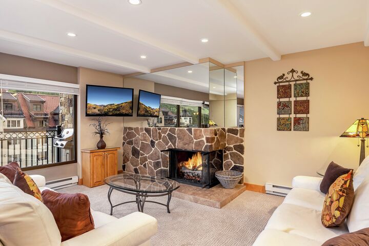 #401 - Living Area