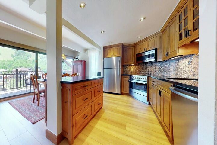 #405 - Kitchen