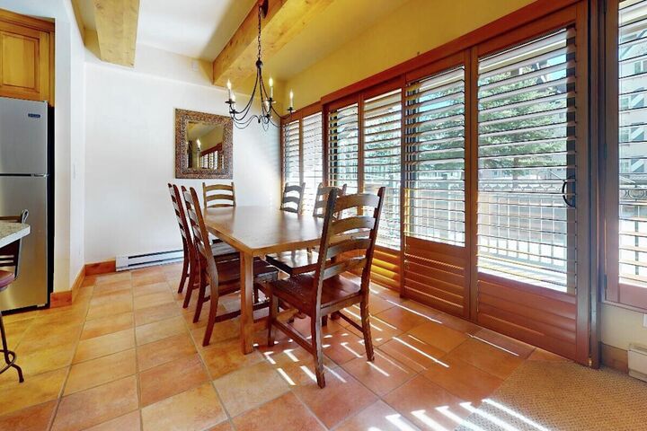#102 - Dining Area