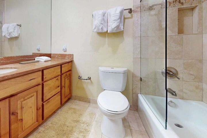 #102 - Ensuite Bathroom