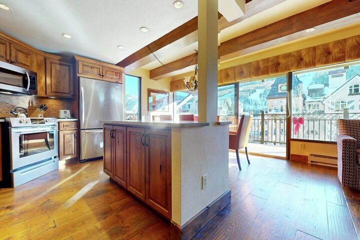 #301 - Kitchen