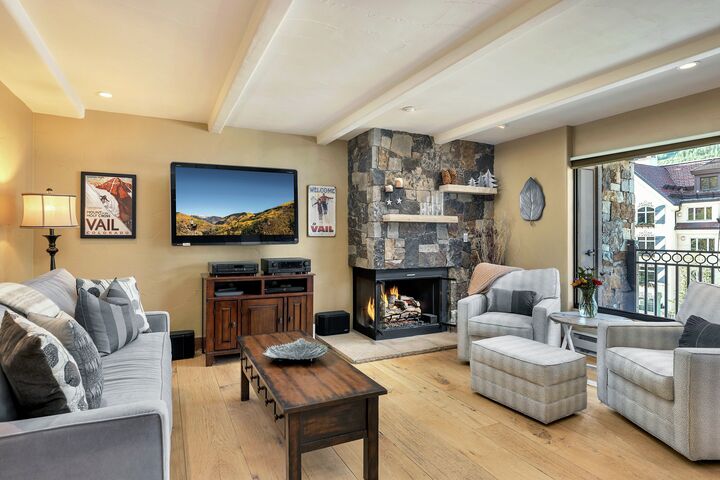 #305 - Living Area