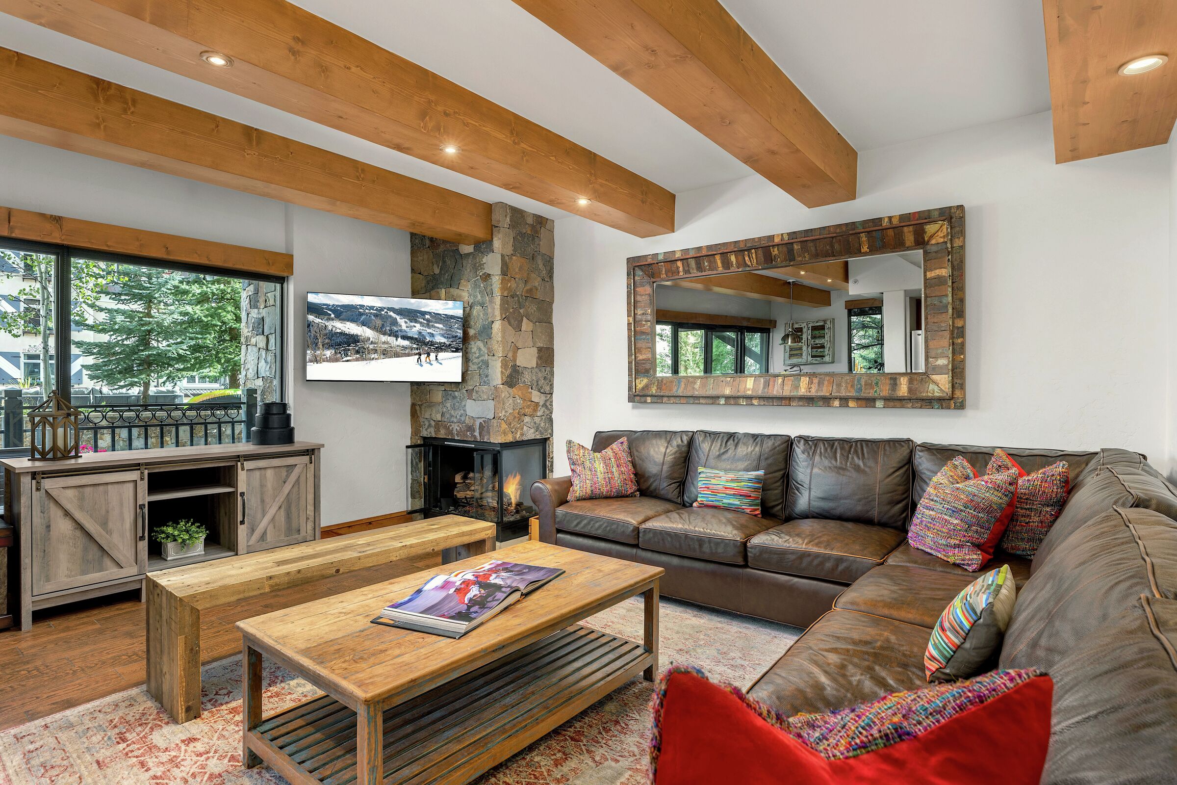 #101 - Living Area
