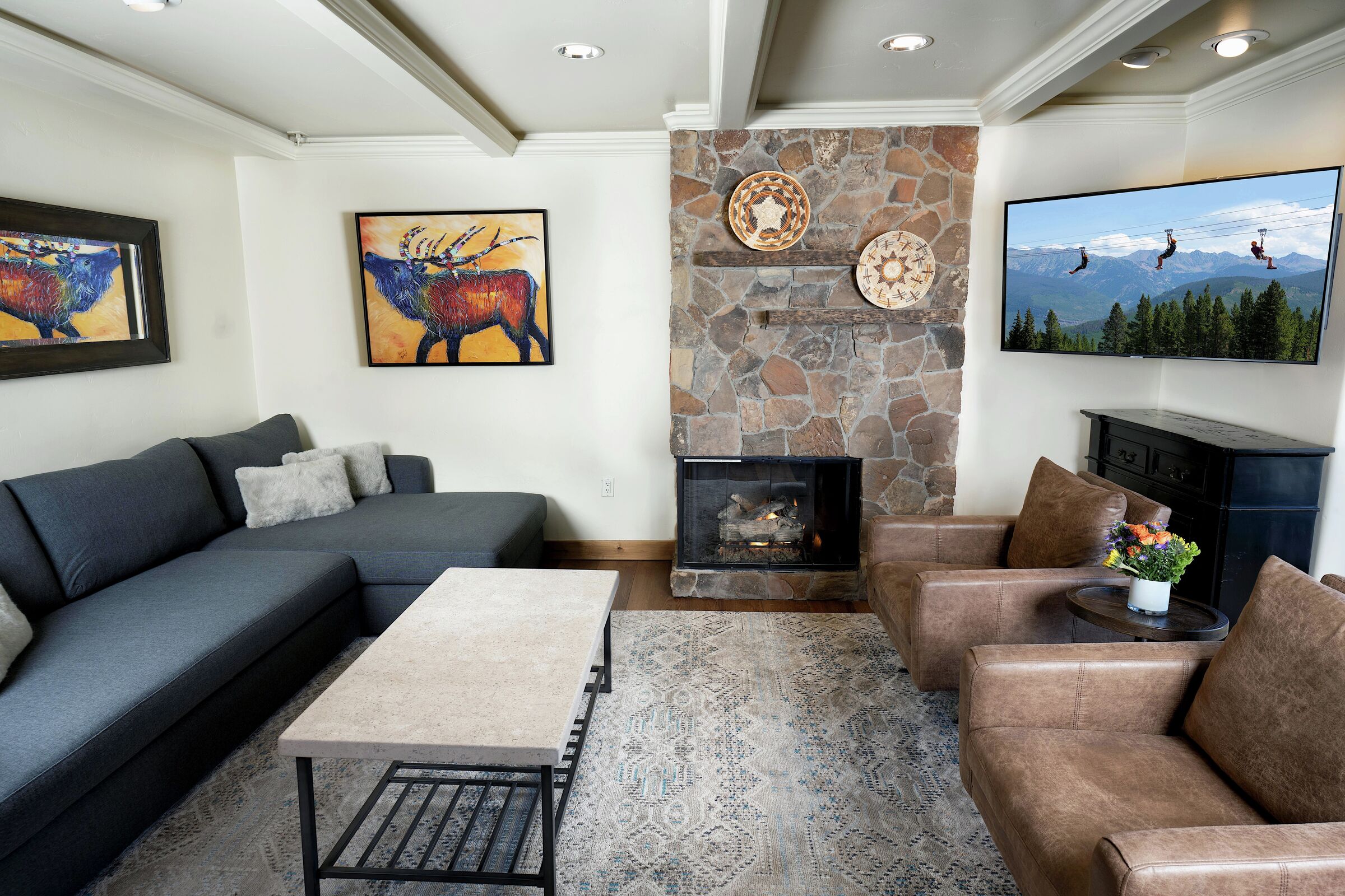 #404 - Living Area