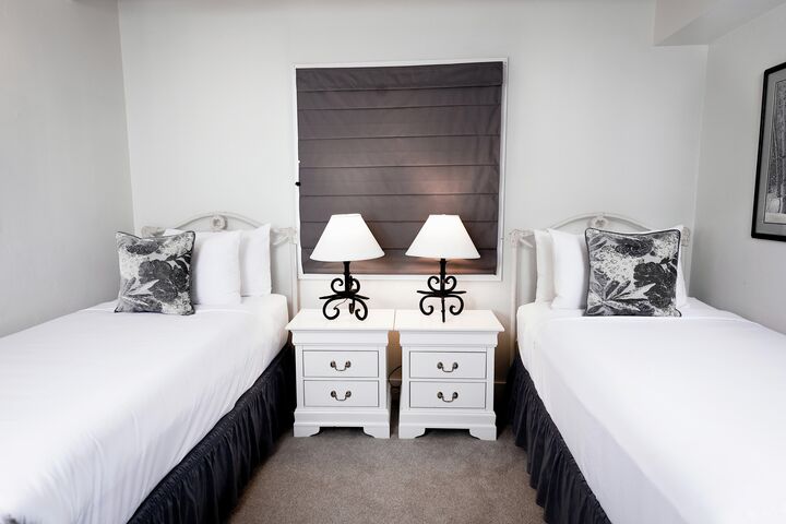 #605 - Bedroom