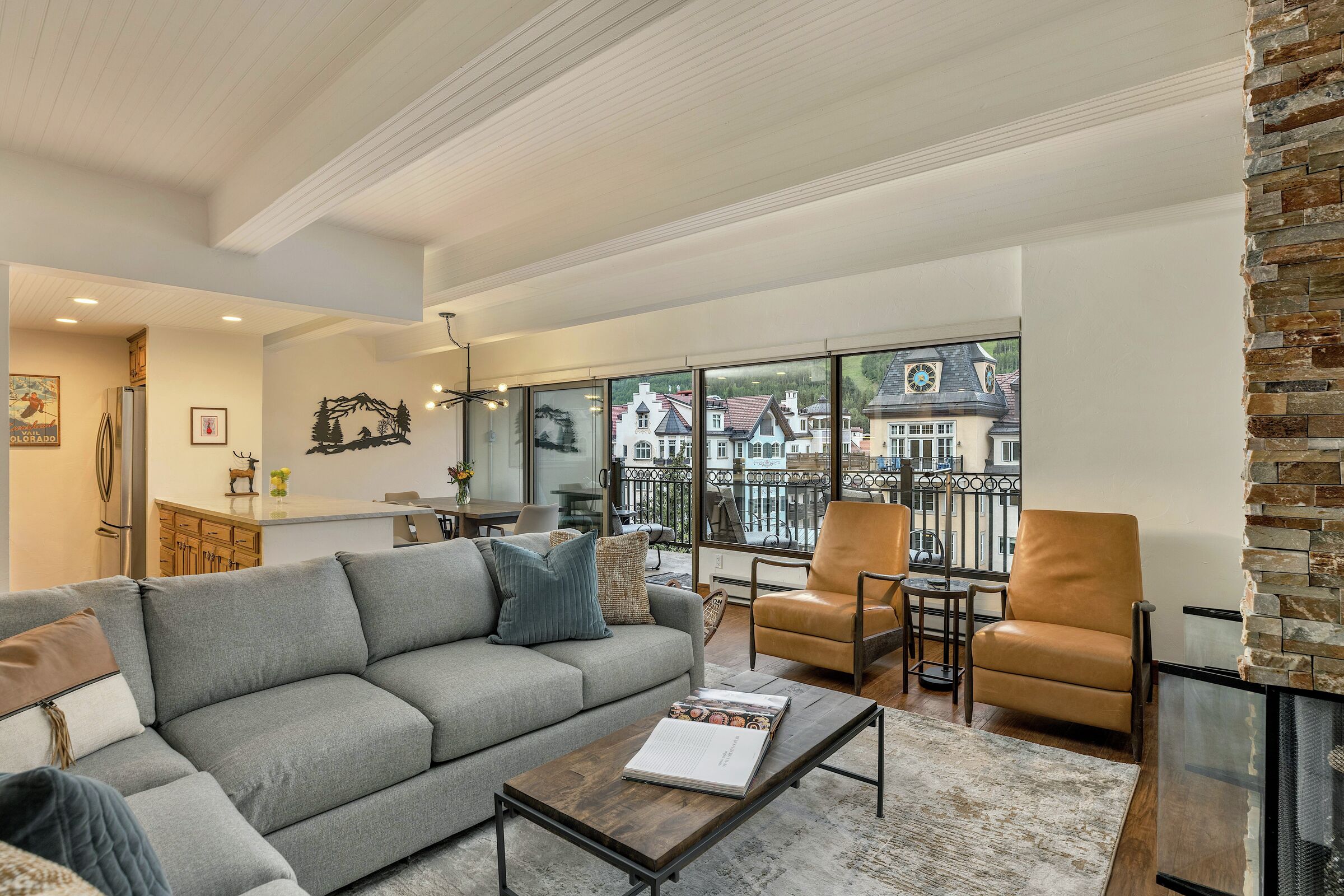 #402 - Living Area