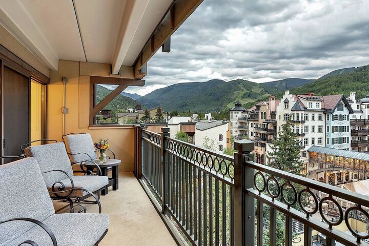 #402 - Balcony