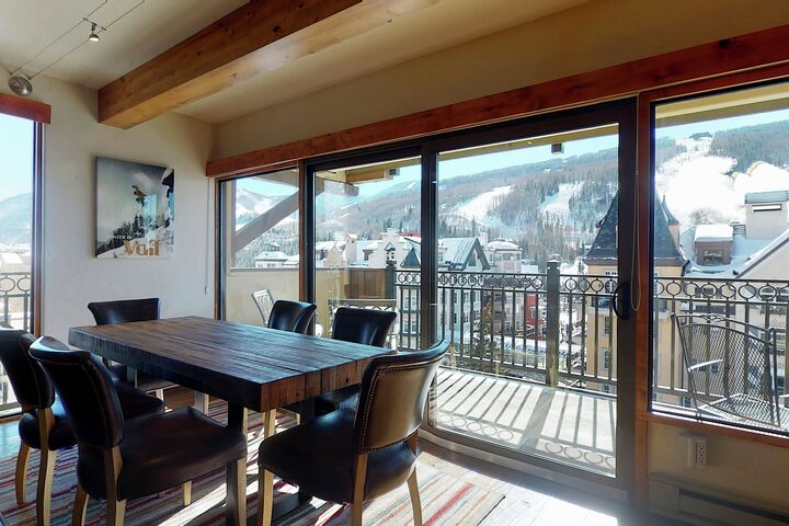 #501 - Dining Area