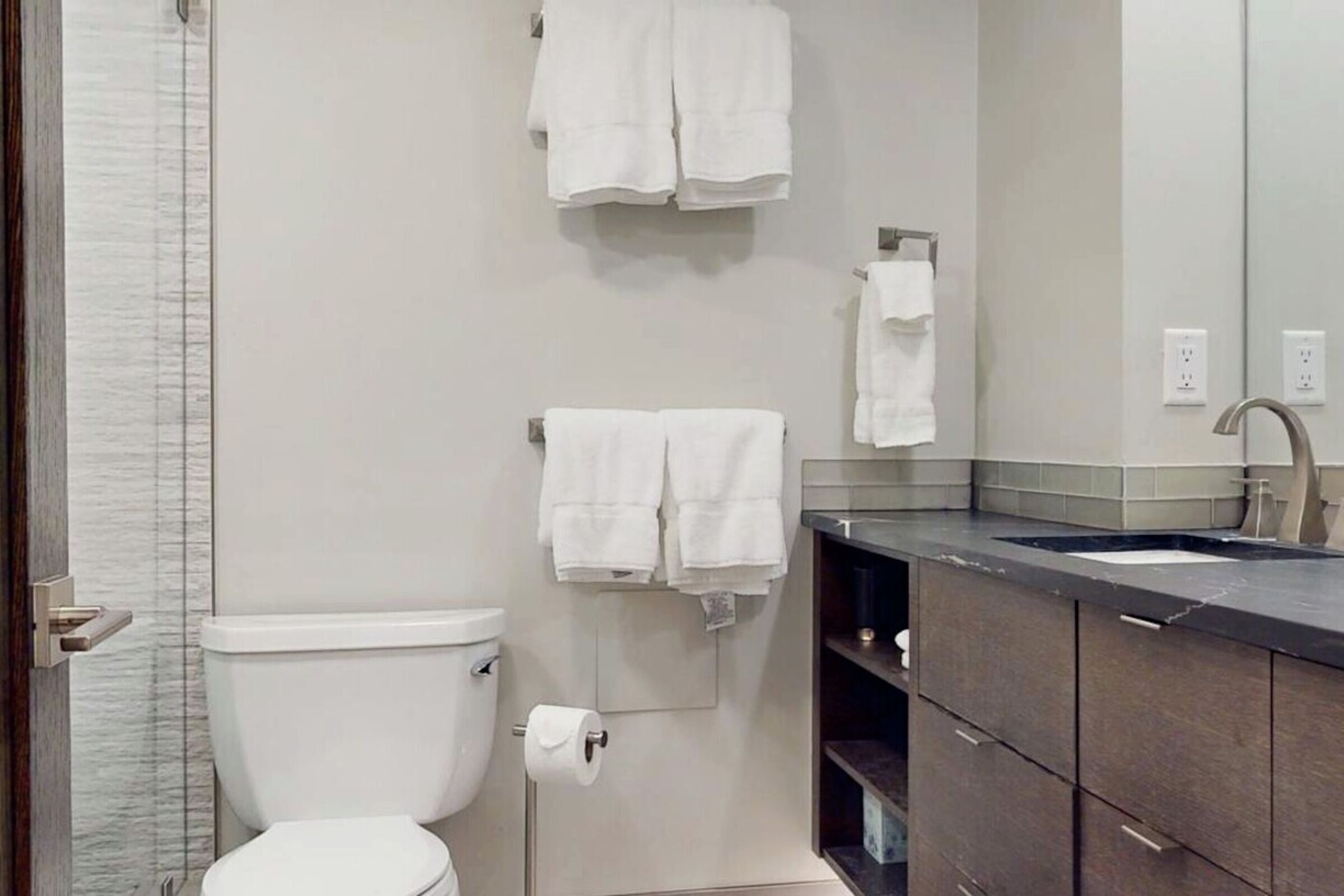#204 - Master Ensuite Bathroom