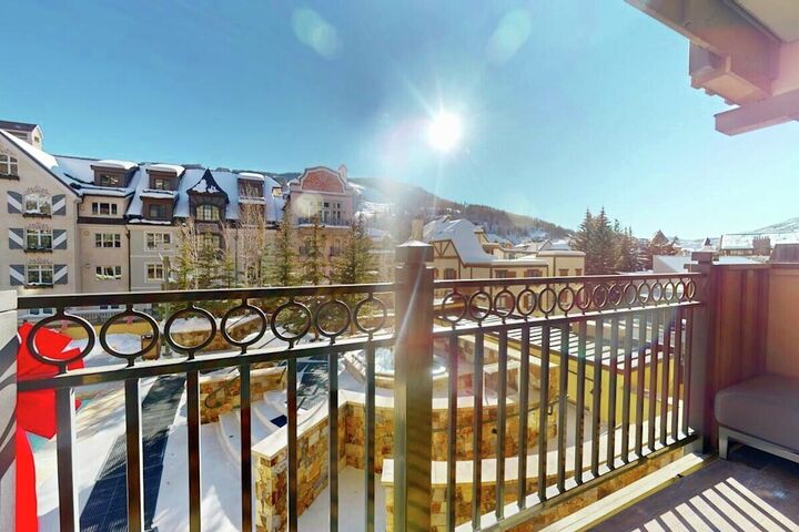 #204 - Balcony