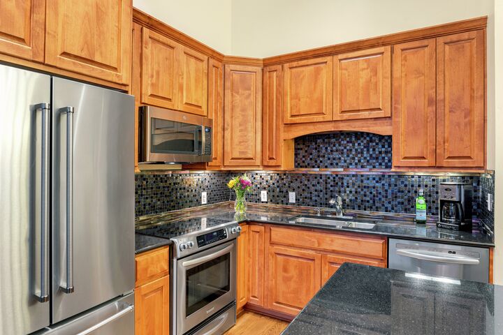 #214 - Kitchen