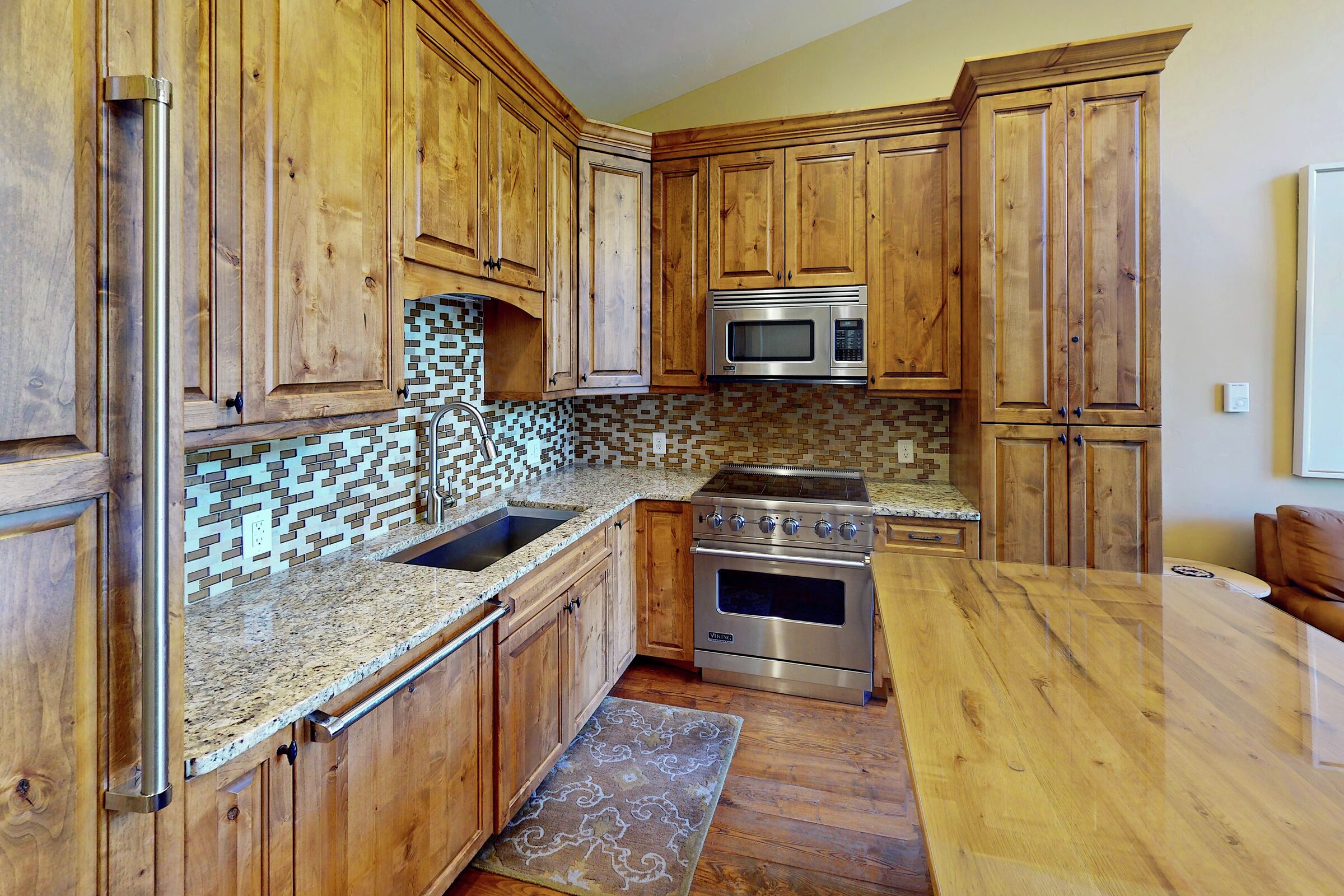 #217 - Kitchen