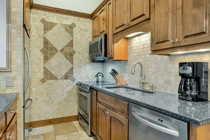 #210 - Kitchen