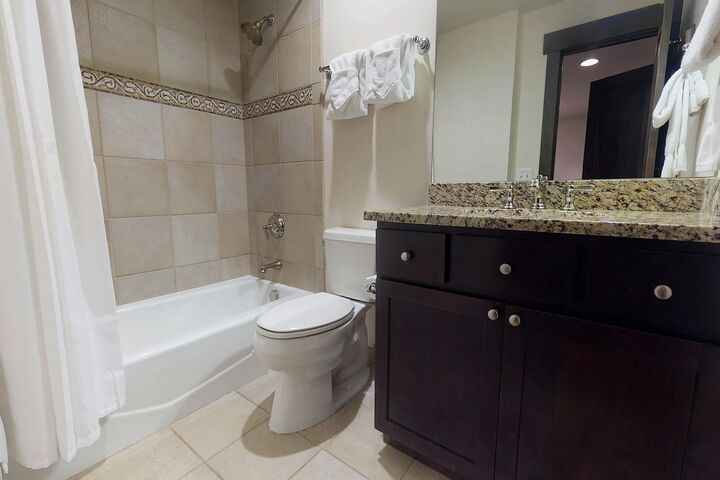 #219 - Ensuite Bathroom