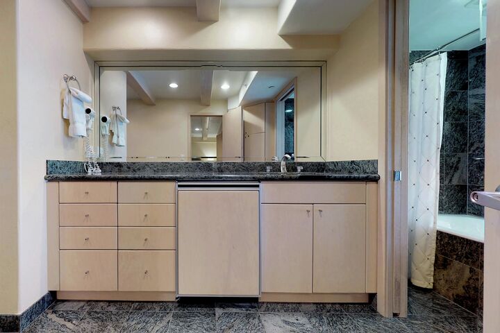 Master Ensuite Bathroom