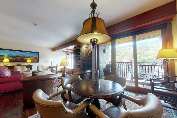 #507 - Dining Area & Living Area
