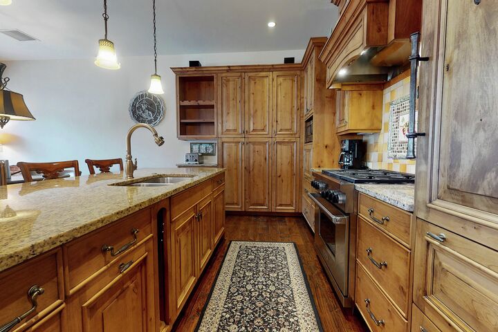 #507 - Kitchen