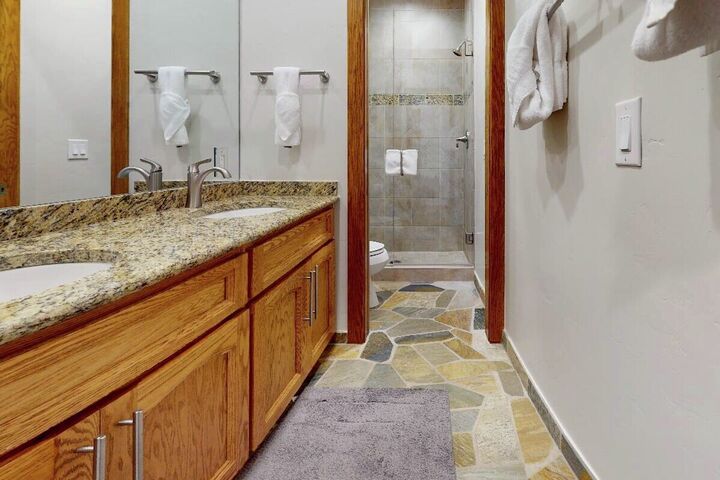 #212 - Bathroom