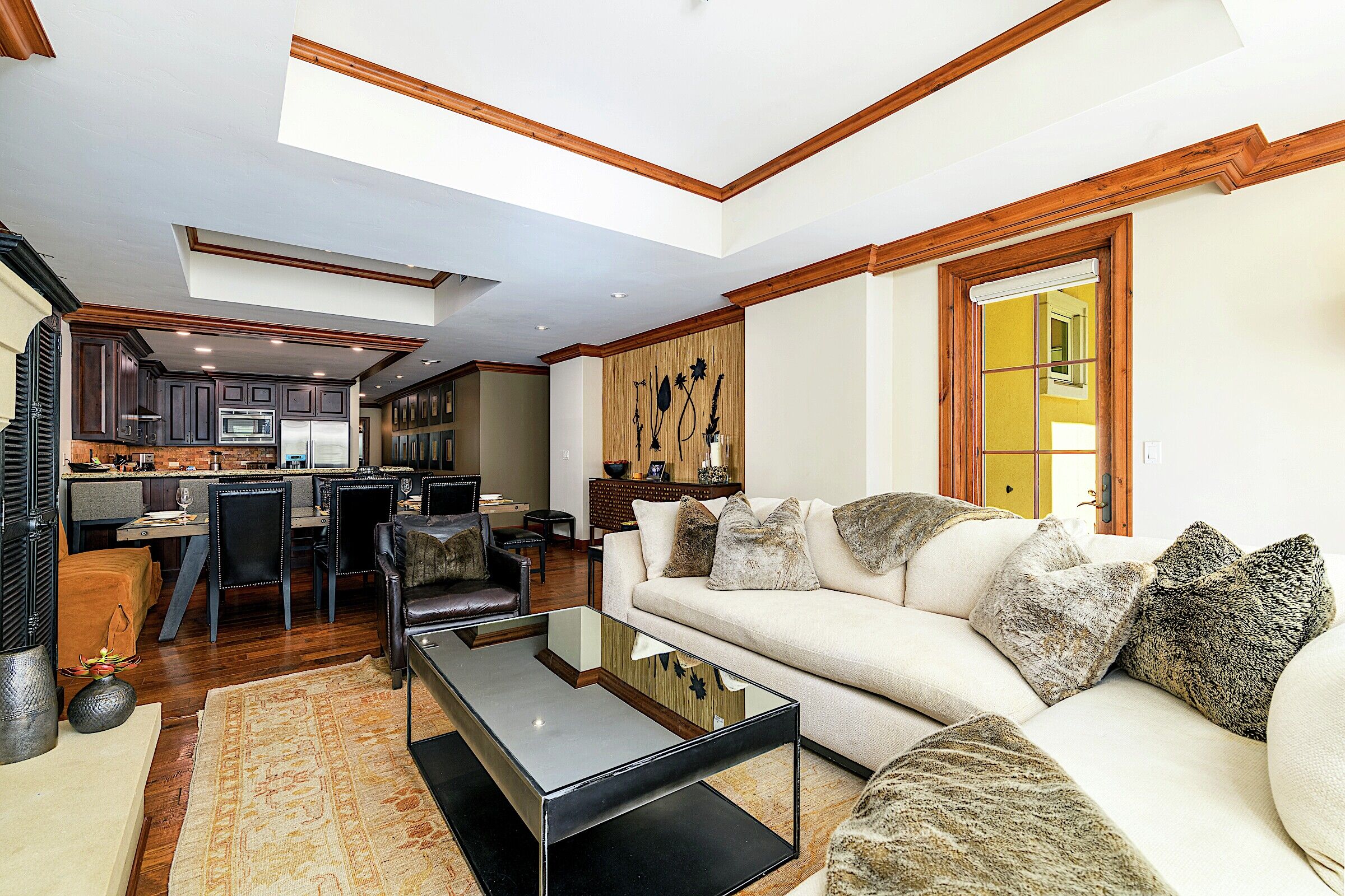 #317 - Living Area